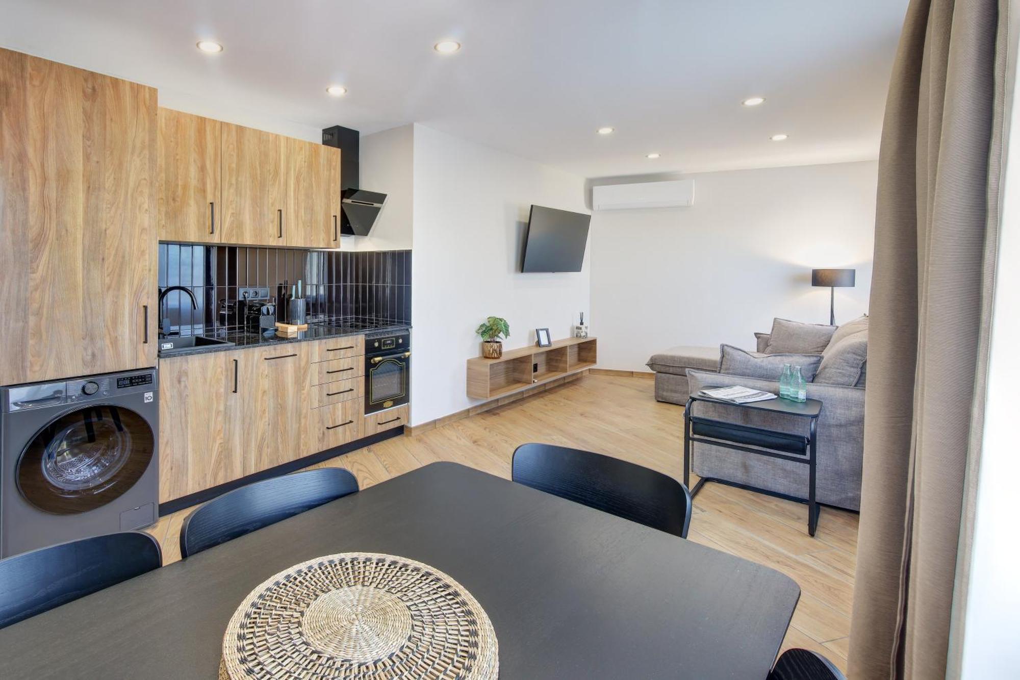 Lagom New, 5 Min Walk From The Sea Alberg